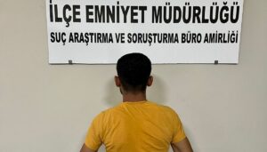 10 yil kesinlesmis hapis cezasi bulunan adam yakalandi 4wUcCfYb.jpg